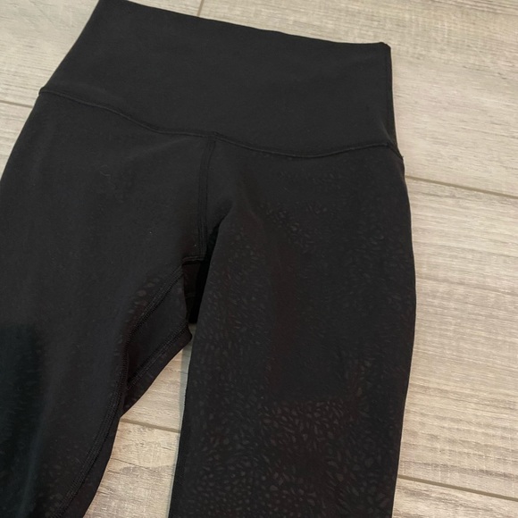 lululemon athletica Pants - 🖤LULULEMON BLACK SPECKLED ALIGN 25” LEGGINGS🖤